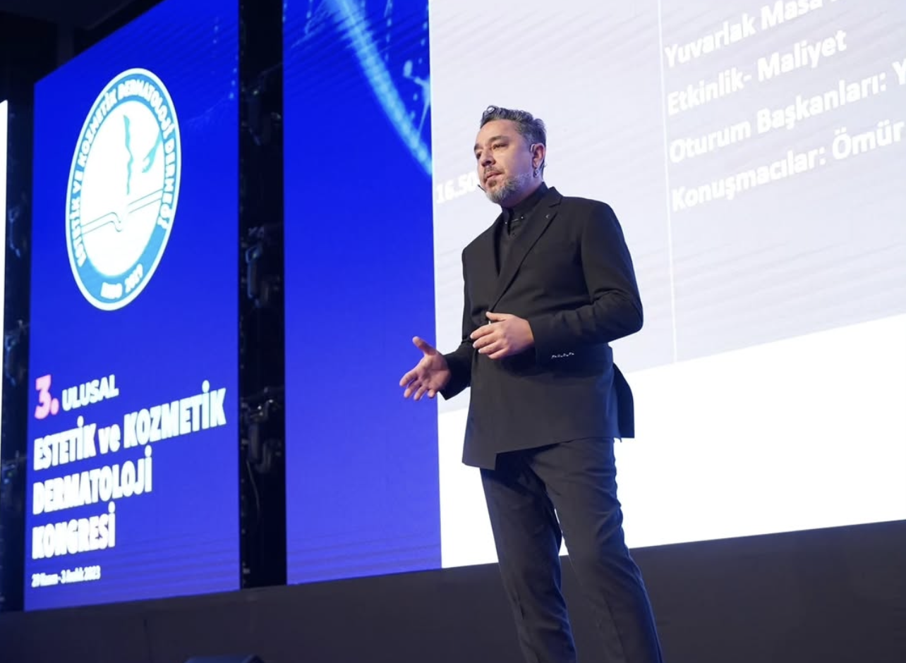 Dermatoloji Uzmanı Dr. Berkant Oman  Kök Hücre (SVF) ve Yağ Enjeksiyonu ile Gençleşmeyi anlatıyor