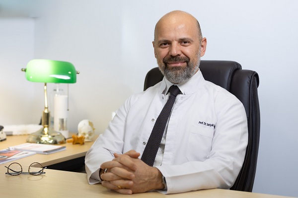 Masa başı iş hasta ediyor